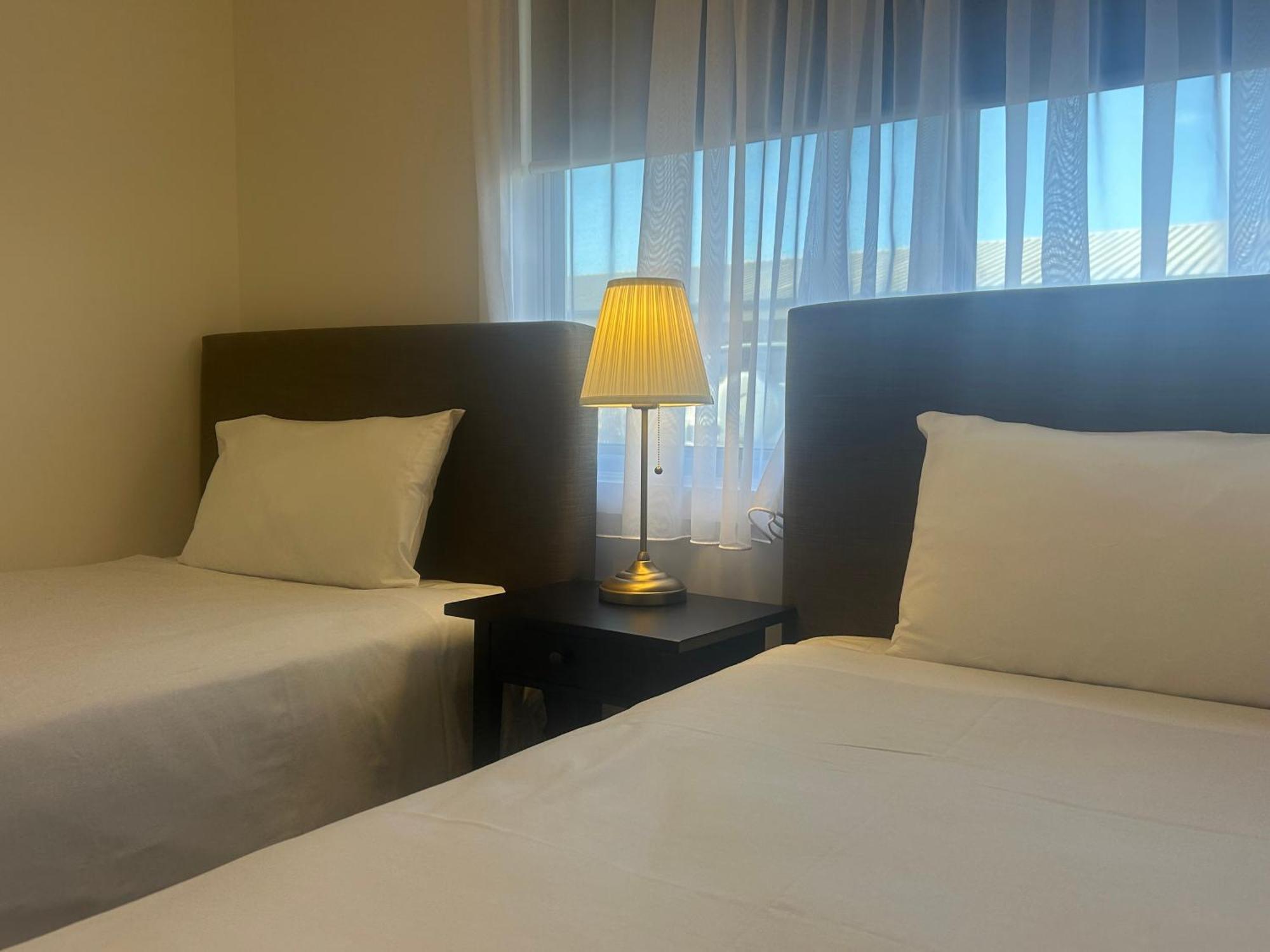 Lakeview Motel And Apartments Роуб Екстериор снимка